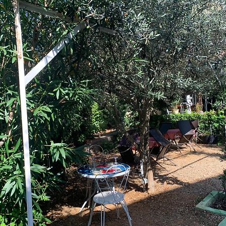Le Jardin D Ines Espéraza Exterior foto